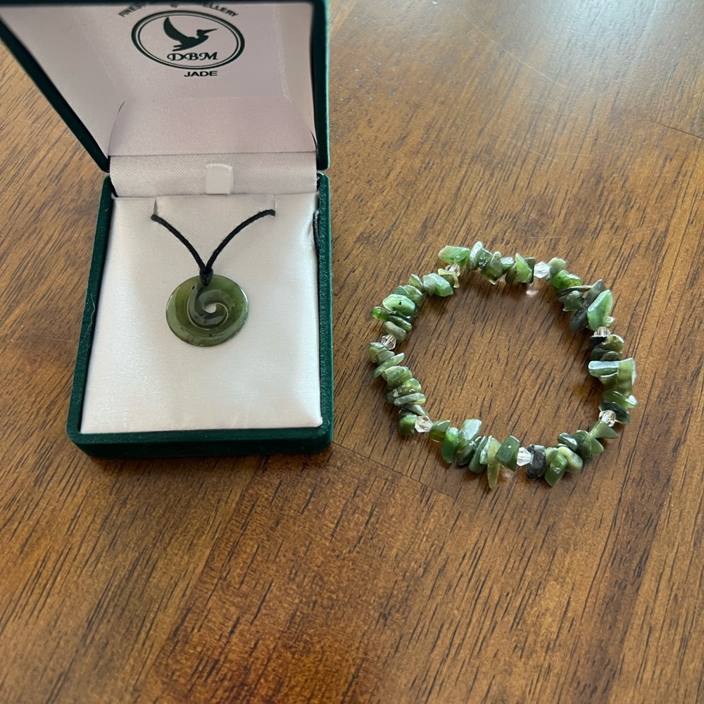 Green Jade Necklace and Bracelet Set